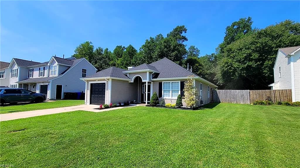 329 Stonehenge DR, SUFFOLK VA 23434 - Main photo