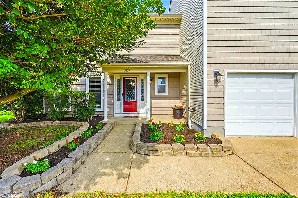 1869 Tolstoy DR, VIRGINIA BEACH VA 23454 - Photo 5