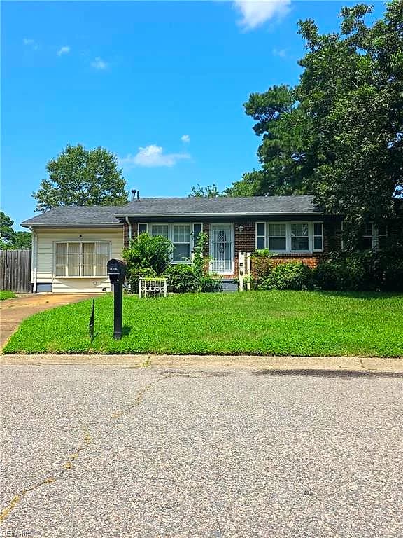 1102 E Jamal LN, PORTSMOUTH VA 23701 - Photo 2