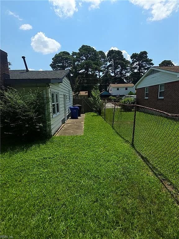 1102 E Jamal LN, PORTSMOUTH VA 23701 - Photo 5