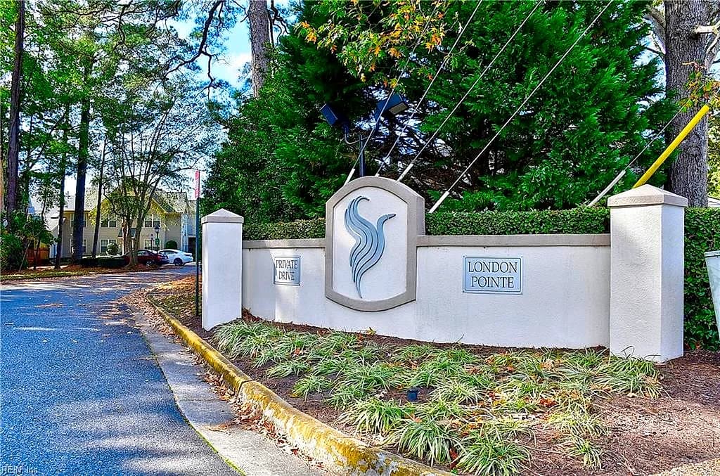 2393 London Pointe DR, VIRGINIA BEACH VA 23454 - Photo 5