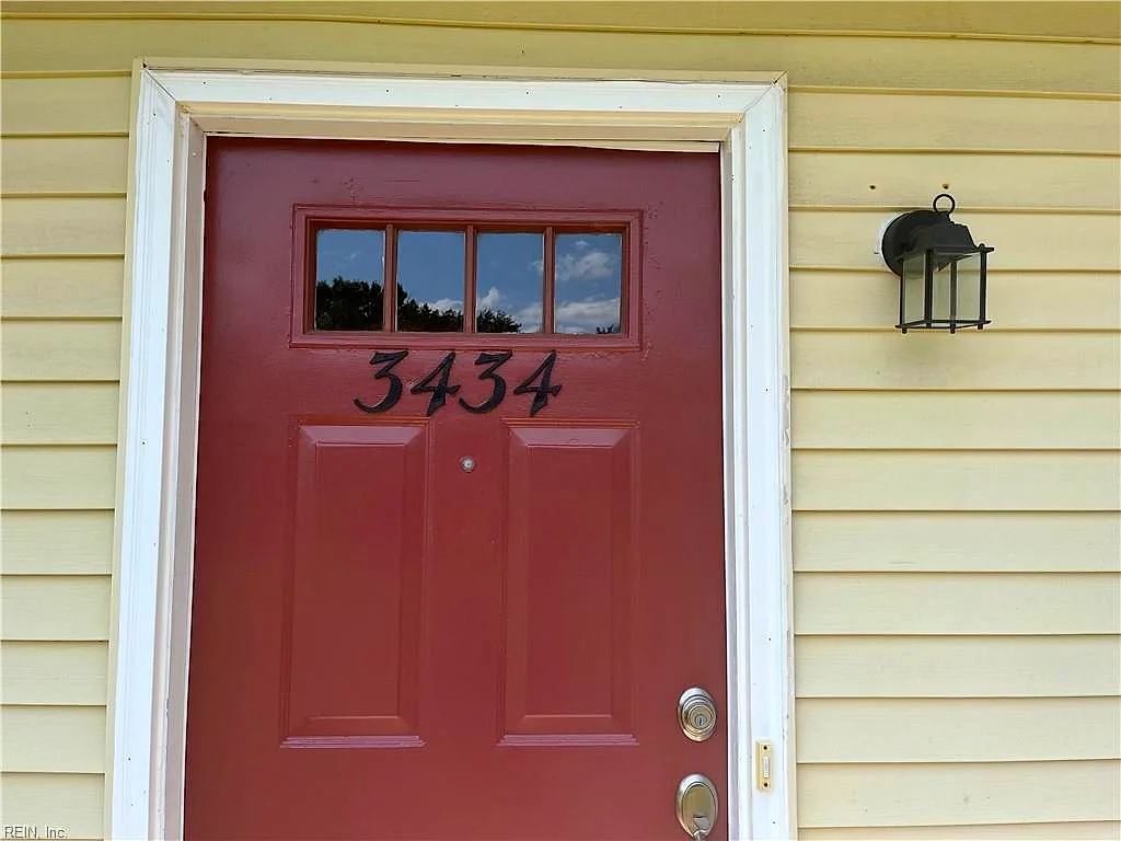 3434 Clover RD, CHESAPEAKE VA 23321 - Photo 3