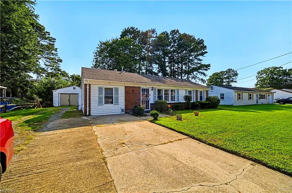 11 Big Bethel RD, HAMPTON VA 23666 - Photo 3