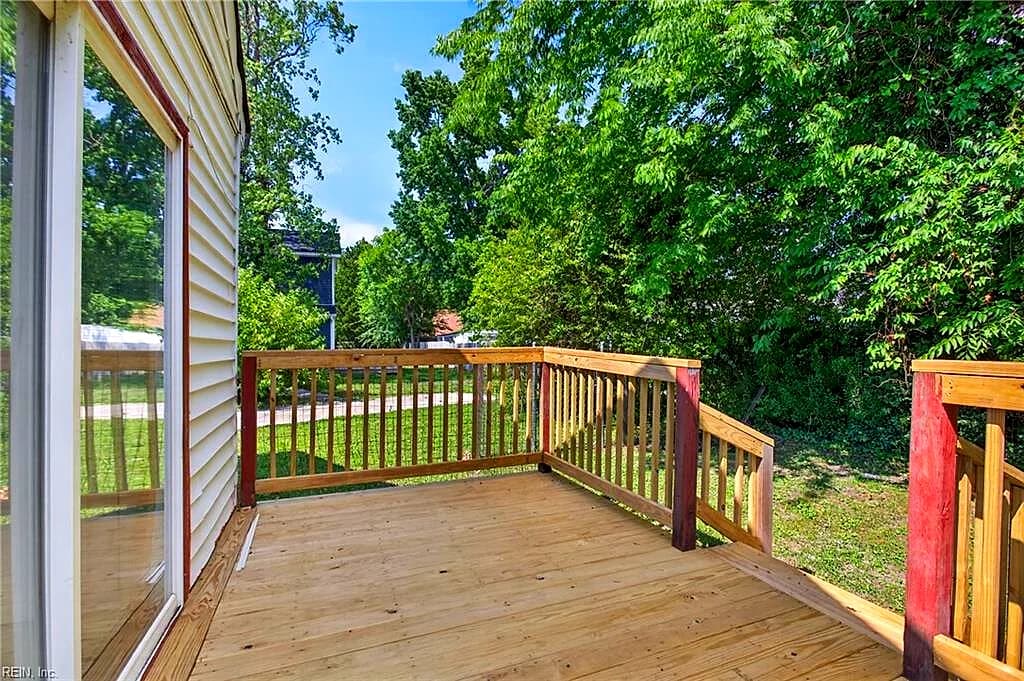 110 Halifax ST, SUFFOLK VA 23434 - Photo 4