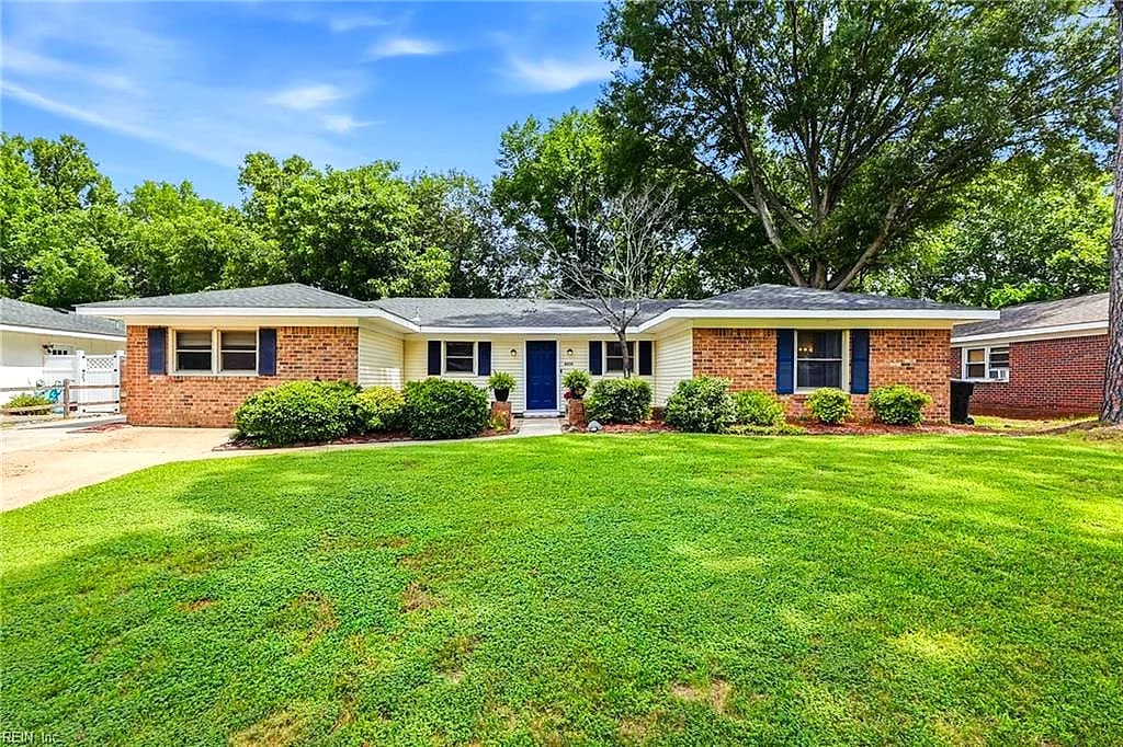 4900 Brandywine DR, VIRGINIA BEACH VA 23464 - Main photo