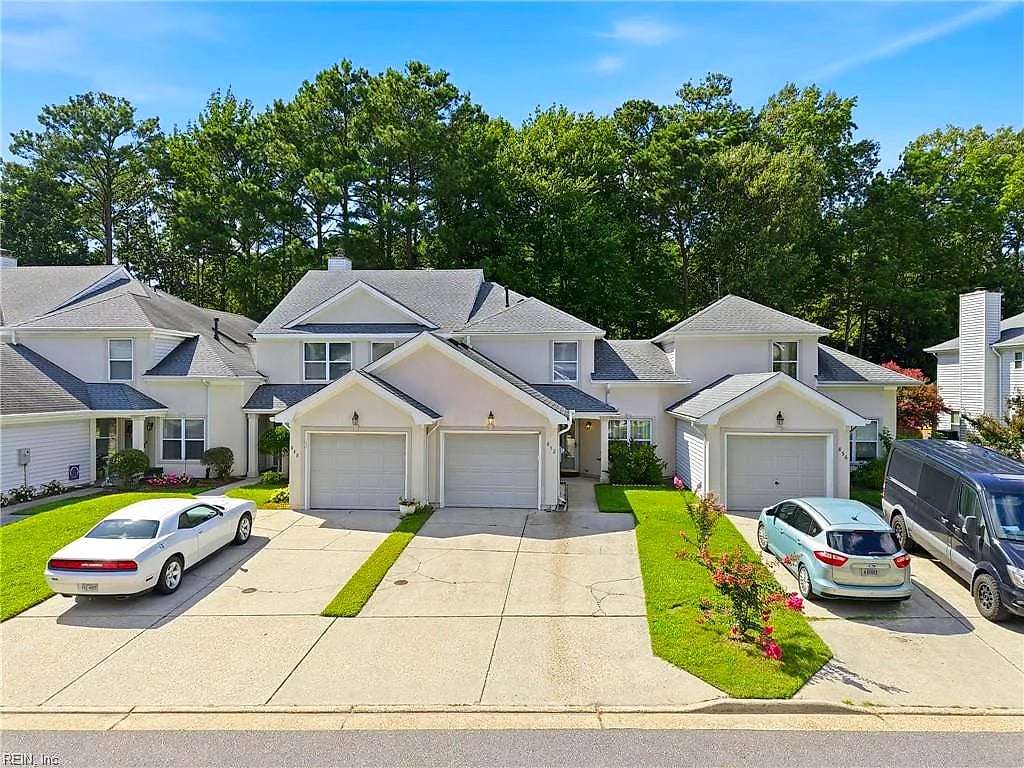 852 Royal Grove CT, CHESAPEAKE VA 23320