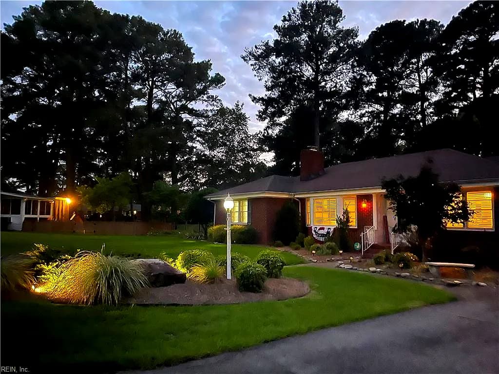 5225 Amherst DR, PORTSMOUTH VA 23703 - Main photo