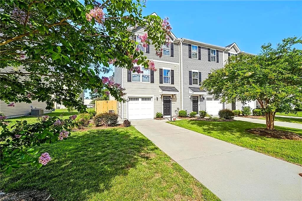 10 Manilla CIR #9, HAMPTON VA 23669 - Photo 3