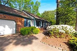 1905 Thomas Bishop LN, VIRGINIA BEACH VA 23454 - Photo 3