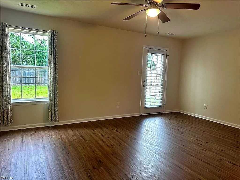 2416 Casey CT, VIRGINIA BEACH VA 23454 - Photo 5