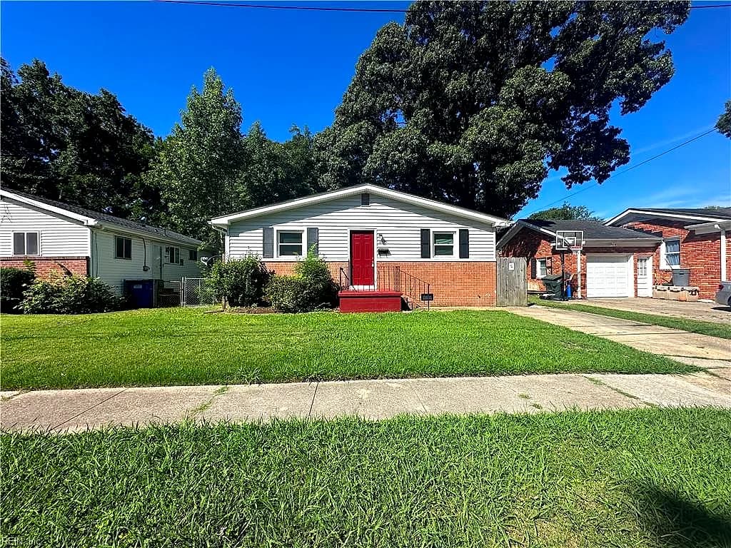 2425 Juniper ST, NORFOLK VA 23513 - Main photo