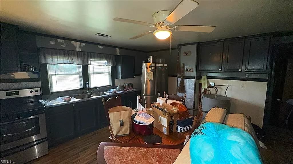 1978 Jenkins Neck RD, HAYES VA 23072 - Photo 3