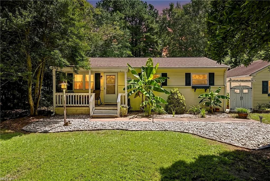 2405 Johnstown RD, CHESAPEAKE VA 23322 - Main photo