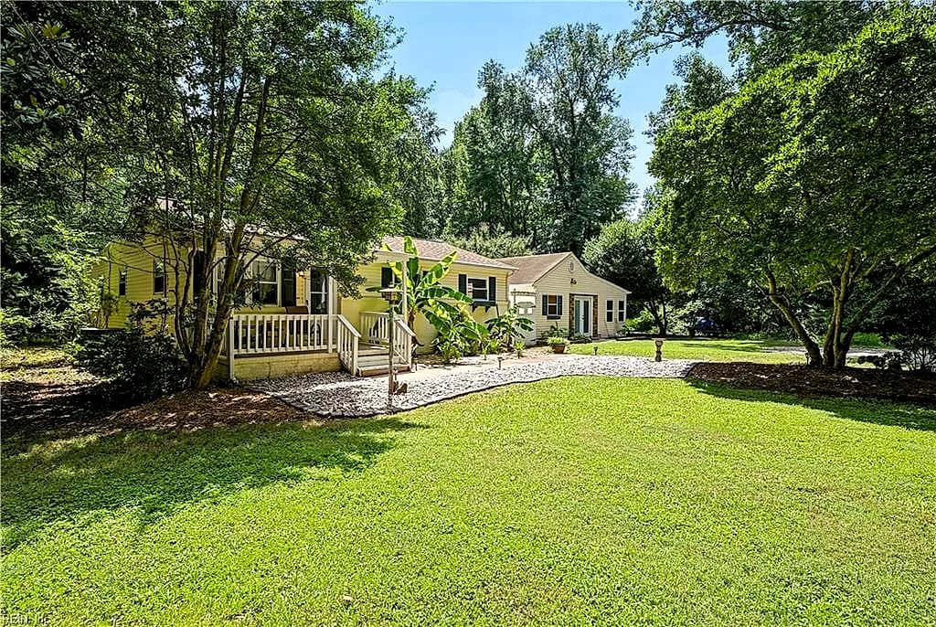 2405 Johnstown RD, CHESAPEAKE VA 23322 - Photo 3