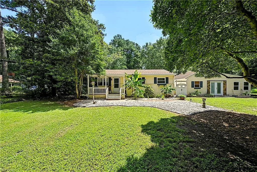 2405 Johnstown RD, CHESAPEAKE VA 23322 - Photo 4