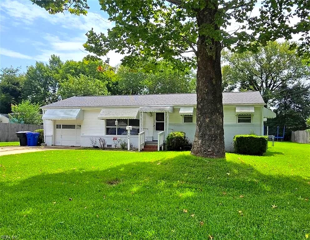 309 Sumter ST, PORTSMOUTH VA 23702 - Photo 2