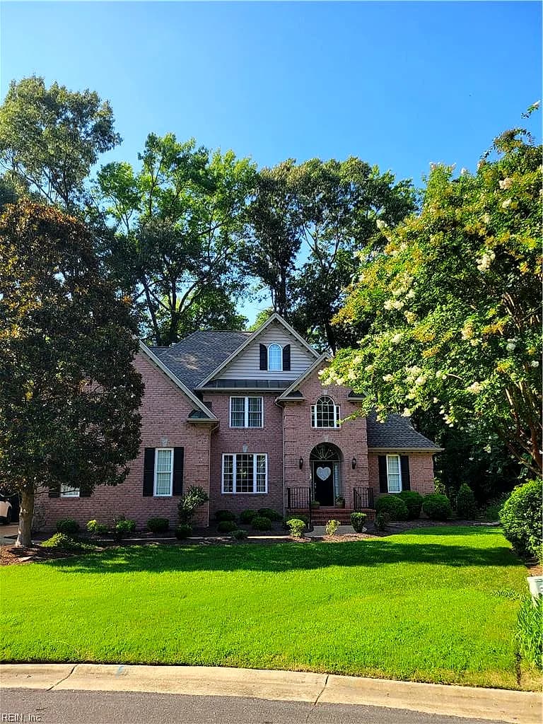 20143 W Magnolia CT, SMITHFIELD VA 23430 - Photo 2