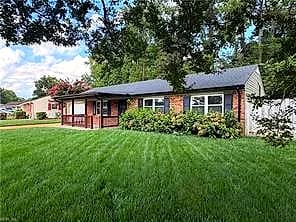 400 Courtney ARCH, VIRGINIA BEACH VA 23452 - Photo 2