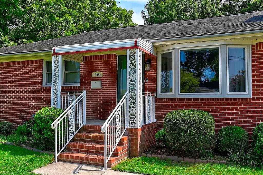309 Beck ST, NORFOLK VA 23503 - Photo 4