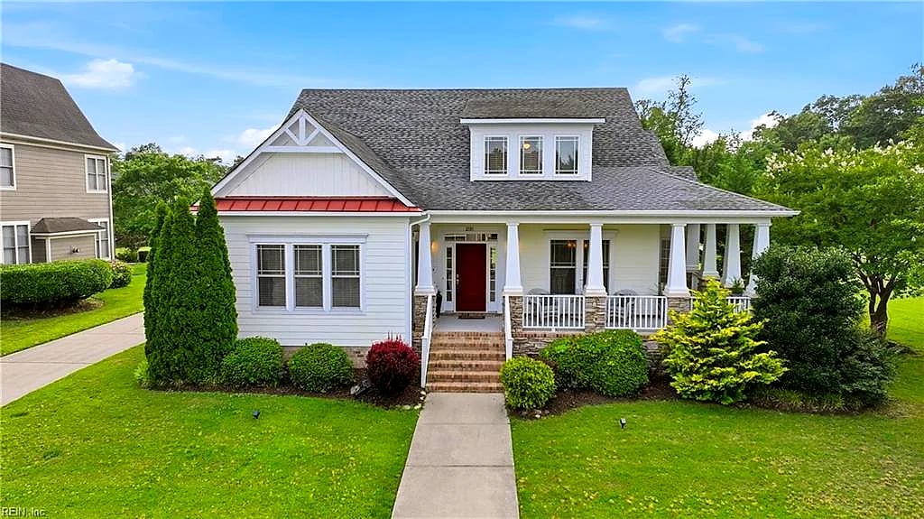 2101 Governors Pointe DR, Suffolk — 4 bed Residential, 3,389 sqft