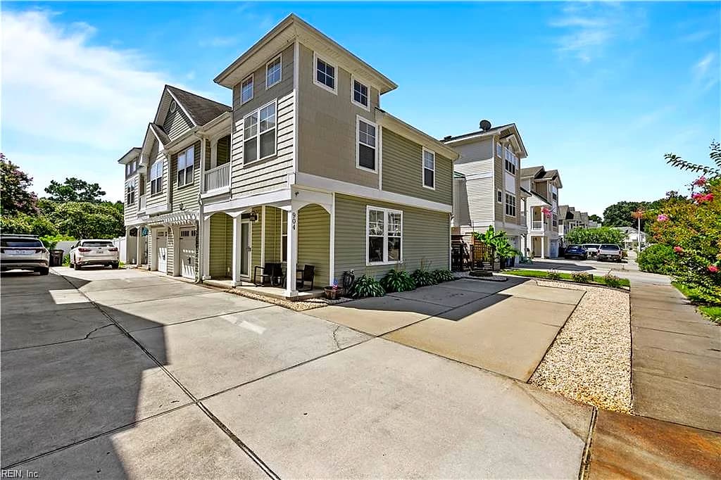 904 12th ST, VIRGINIA BEACH VA 23451 - Photo 2