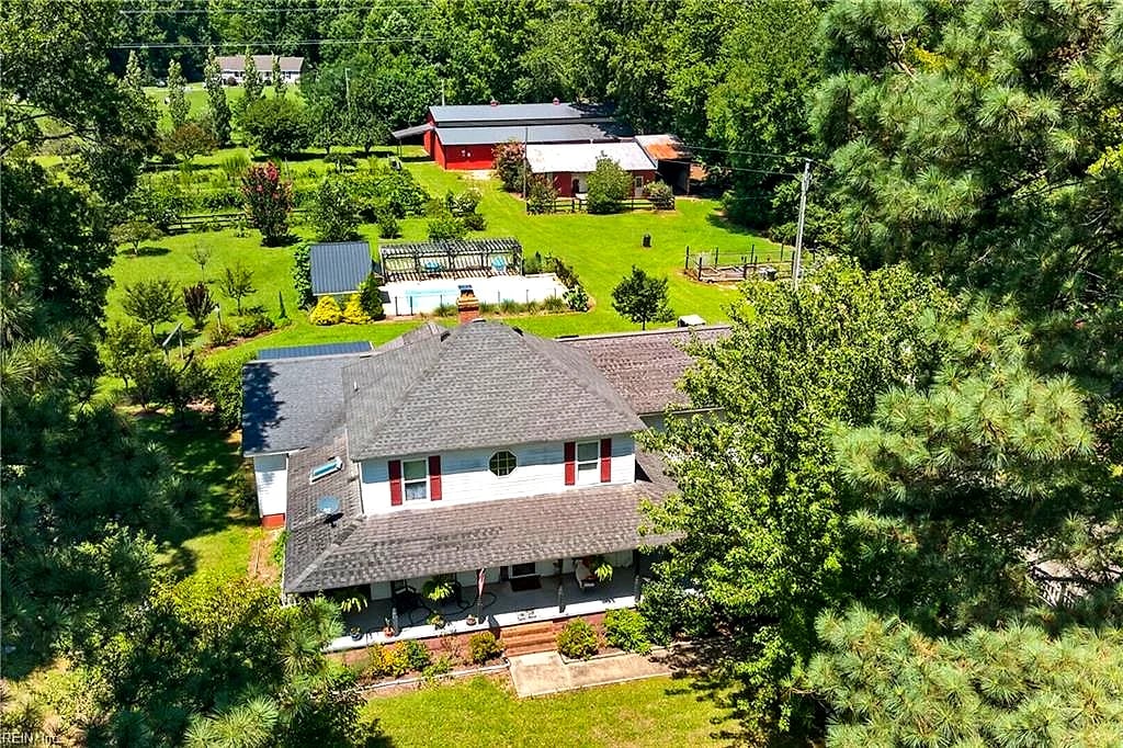 1309 Manning RD, Suffolk — 3 bed Residential, 2,994 sqft