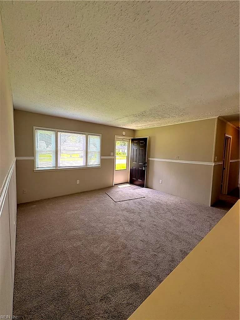 1821 Andrews BLVD, HAMPTON VA 23663 - Photo 4