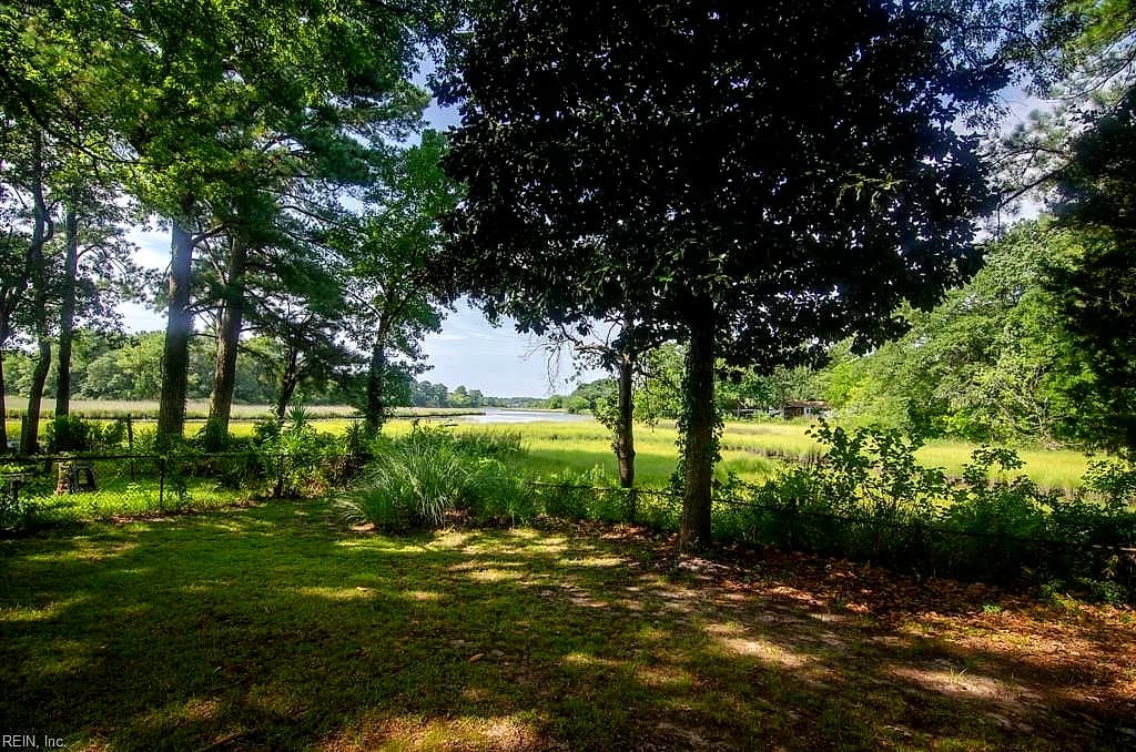 1285 River Oaks DR, NORFOLK VA 23502 - Photo 3