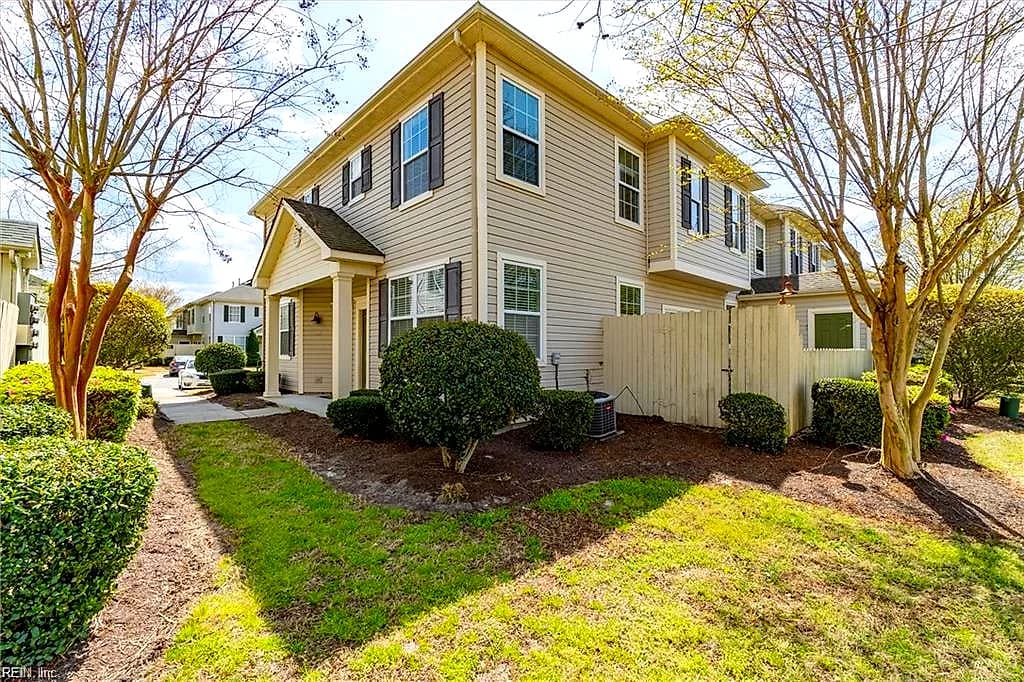 1543 Hambledon LOOP, CHESAPEAKE VA 23320 - Photo 3