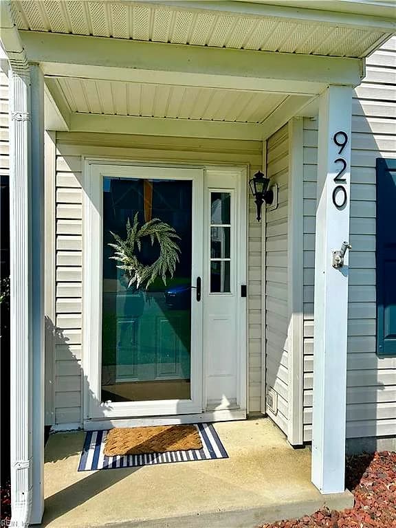 920 Foxboro DR, NEWPORT NEWS VA 23602 - Photo 4