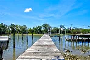 573 Ocean View AVE, NORFOLK VA 23503 - Main photo