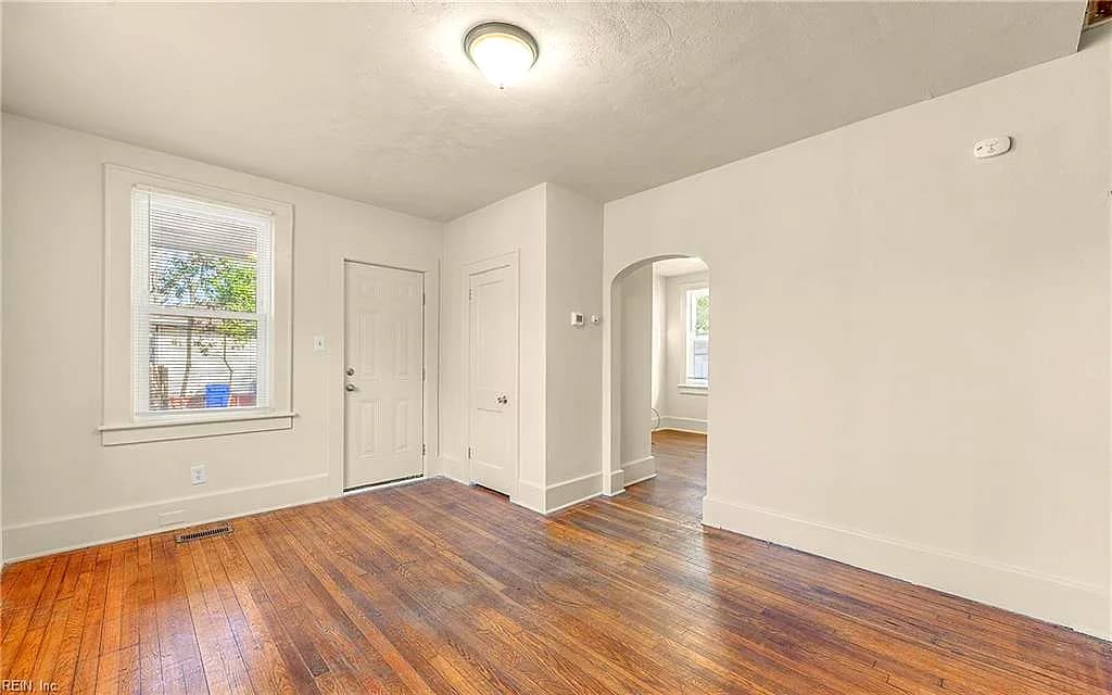130 Afton PW, PORTSMOUTH VA 23702 - Photo 3