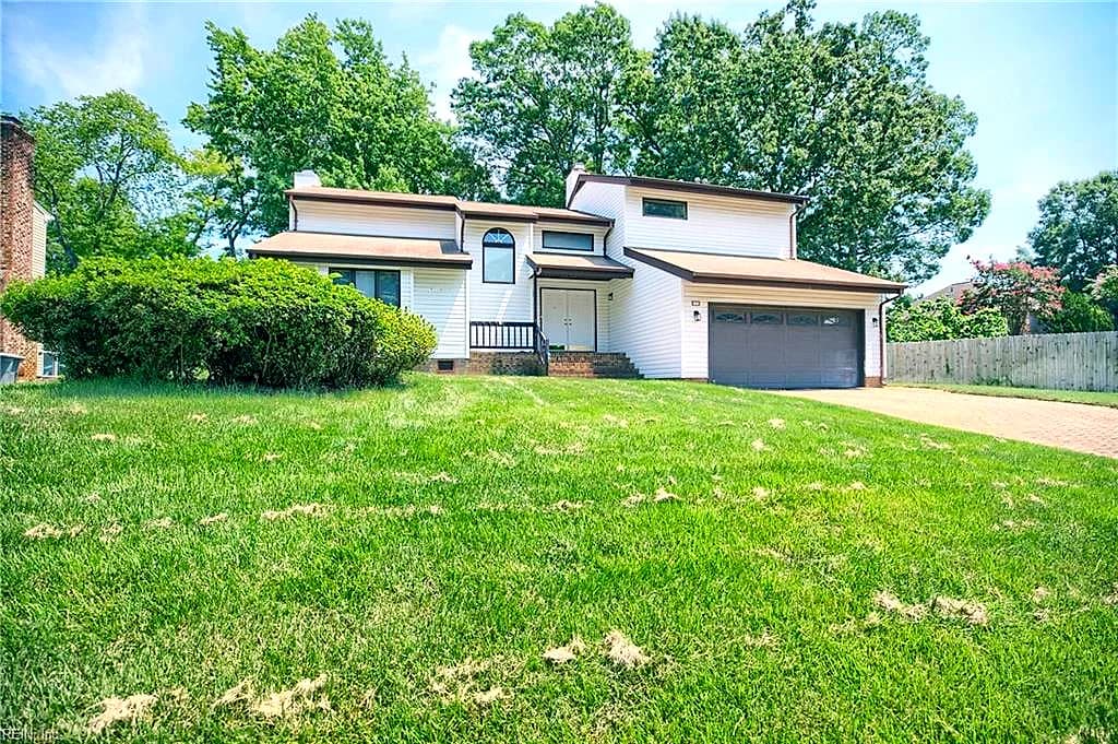 17 Fields DR, HAMPTON VA 23664 - Main photo