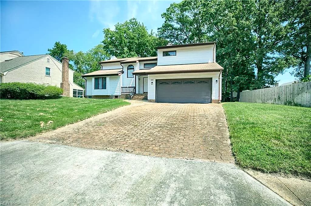 17 Fields DR, HAMPTON VA 23664 - Photo 4