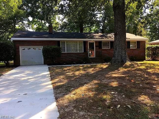 40 Bruton AVE, NEWPORT NEWS VA 23601 - Photo 3