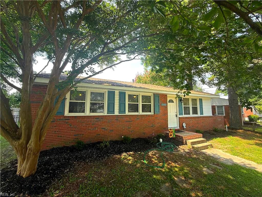 3010 Menands DR, CHESAPEAKE VA 23325 - Main photo
