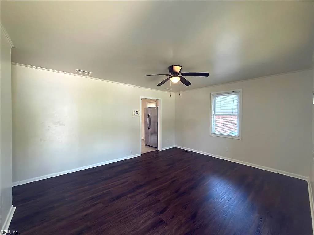 3010 Menands DR, CHESAPEAKE VA 23325 - Photo 4