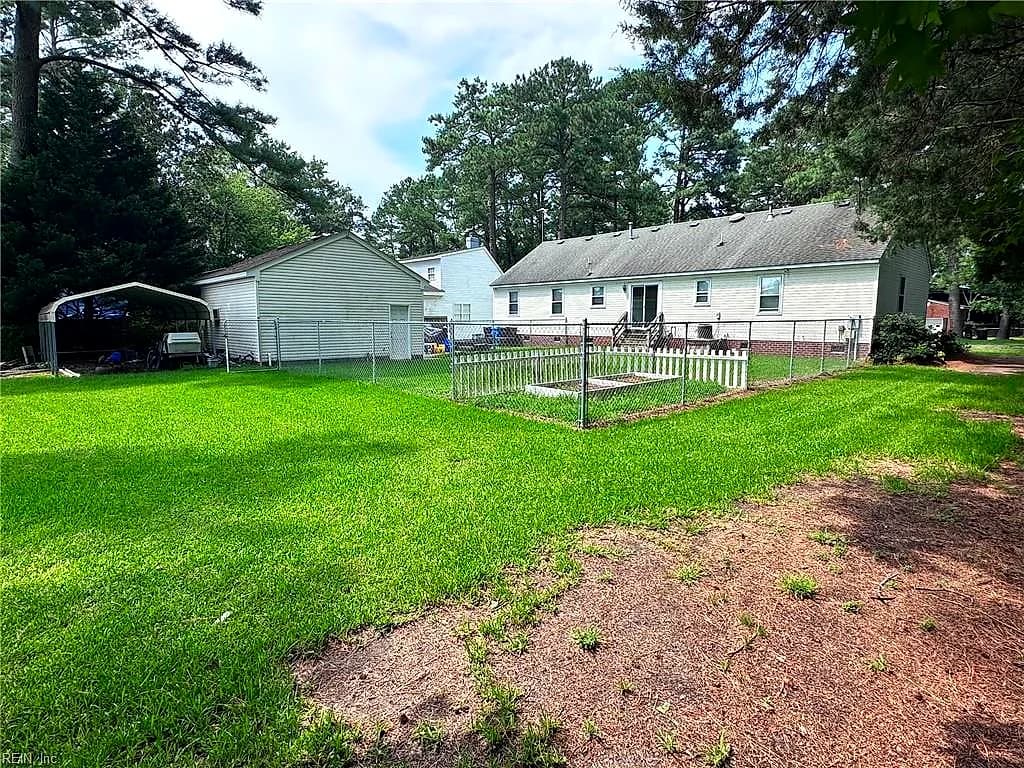 121 Causeway DR, CHESAPEAKE VA 23322 - Photo 5