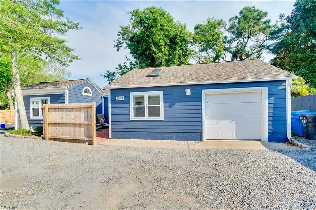 203 62nd ST #A, Virginia Beach — 2 bed Residential, 1,032 sqft