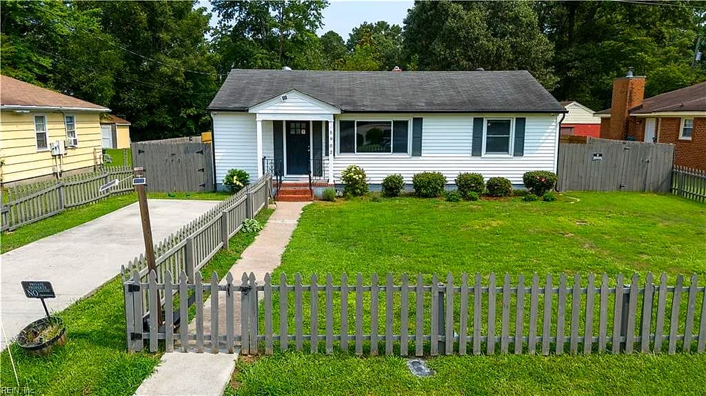 5902 Arden ST, PORTSMOUTH VA 23703 - Main photo