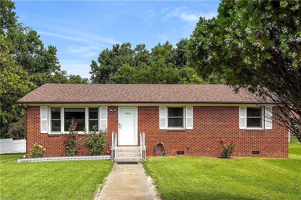 2410 Pamlico CIR, SUFFOLK VA 23434 - Photo 3
