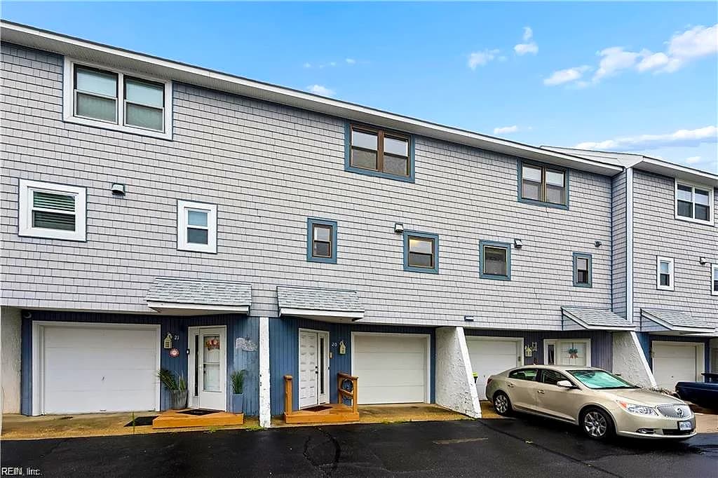2100 E Ocean View AVE #20, NORFOLK VA 23518 - Photo 4