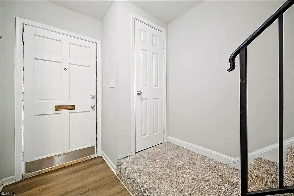 397 Deputy LN #E, NEWPORT NEWS VA 23608 - Photo 4