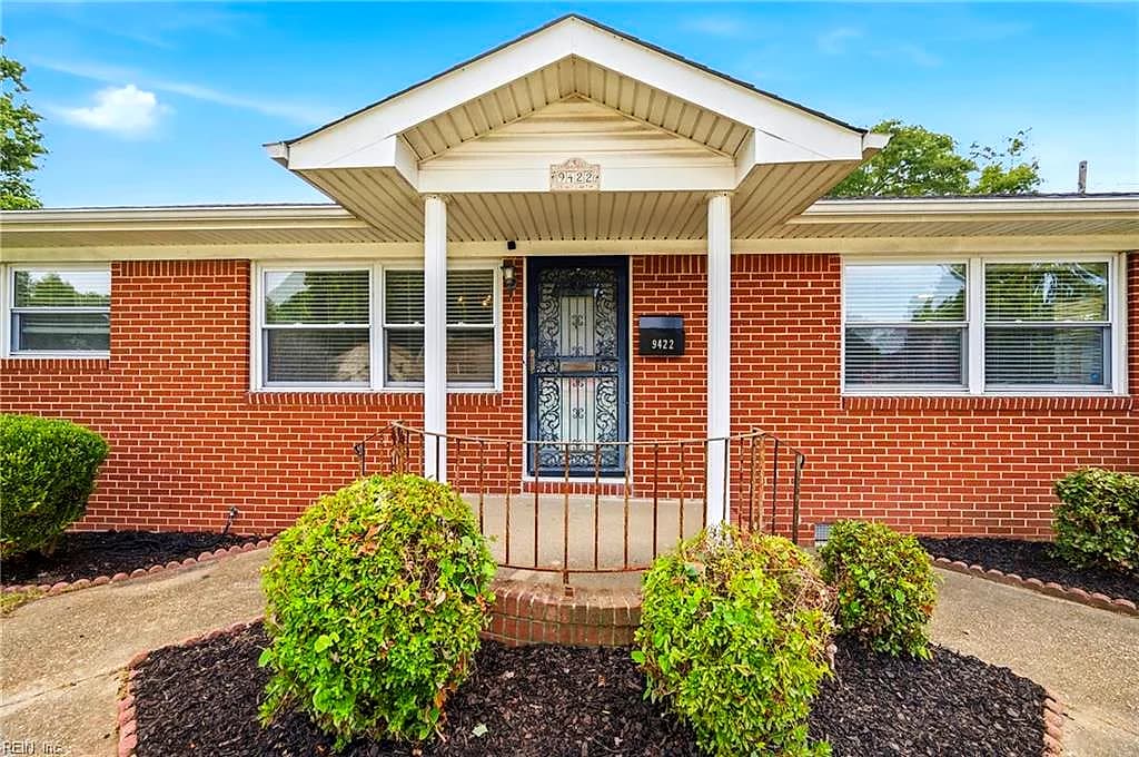 9422 N Beach View ST, NORFOLK VA 23503 - Photo 3