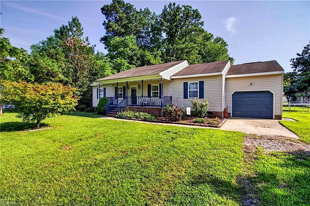 102 Butlers Pointe Ln NONE, Smithfield — 3 bed Residential, 1,560 sqft