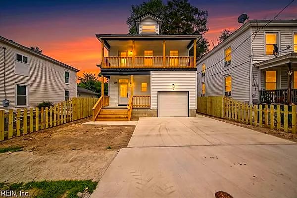 218 Chestnut ST, Suffolk — 3 bed Residential, 2,000 sqft