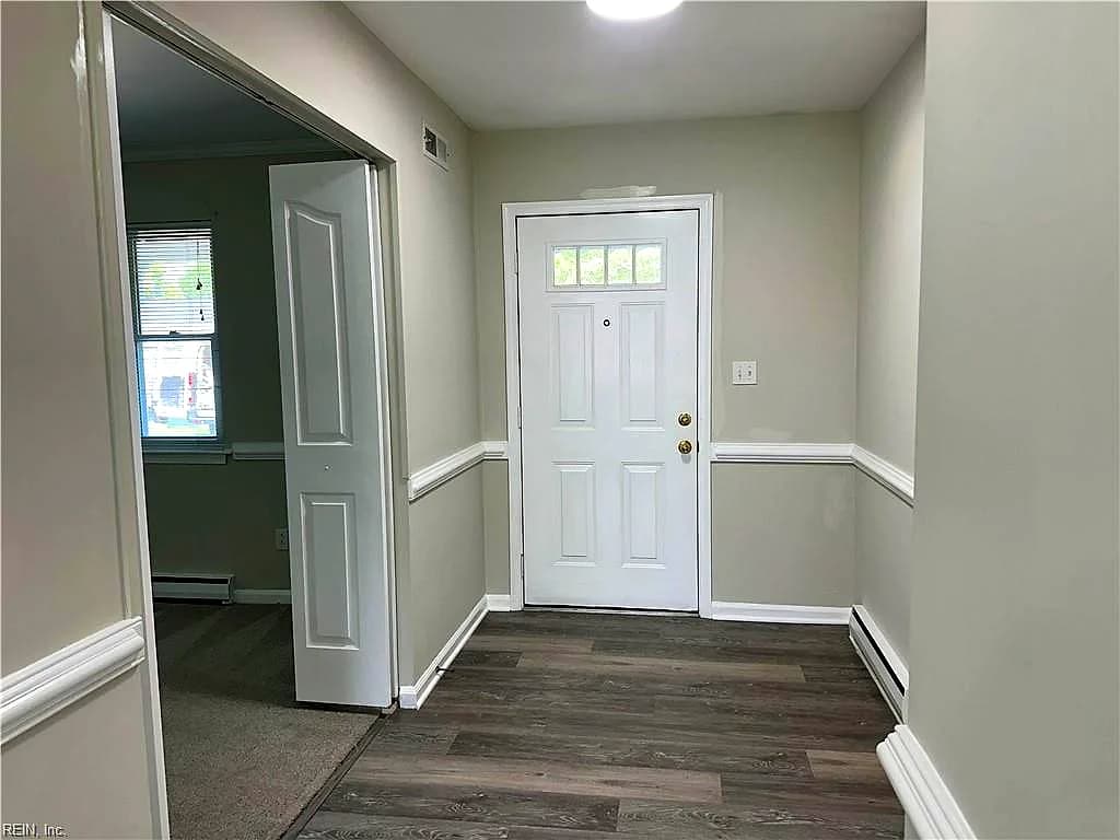 4425 Cambria ST, VIRGINIA BEACH VA 23455 - Photo 4