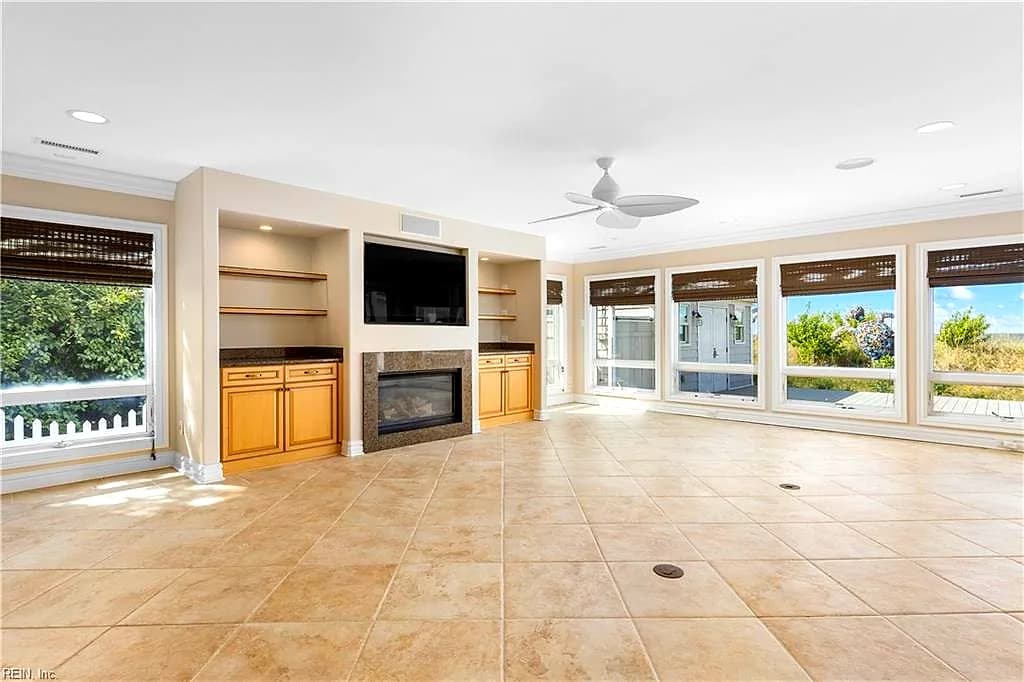 882 W Ocean View AVE, NORFOLK VA 23503 - Photo 5