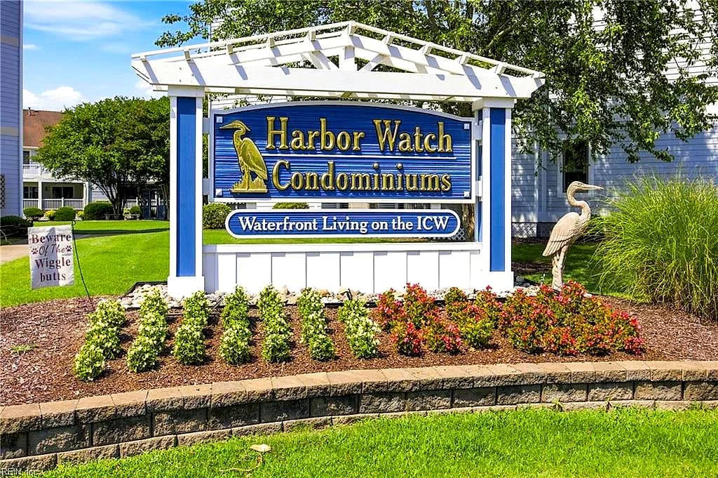 5 Harbor Watch Dr NONE #413, CHESAPEAKE VA 23320 - Photo 4