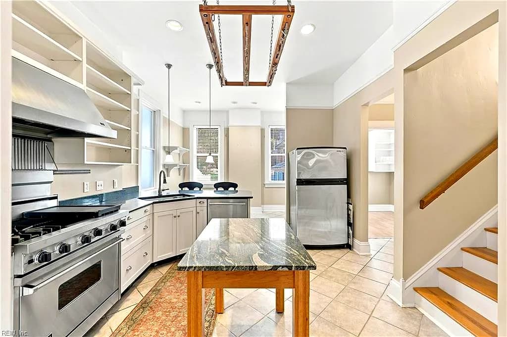 535 Hampton PL, PORTSMOUTH VA 23704 - Photo 5